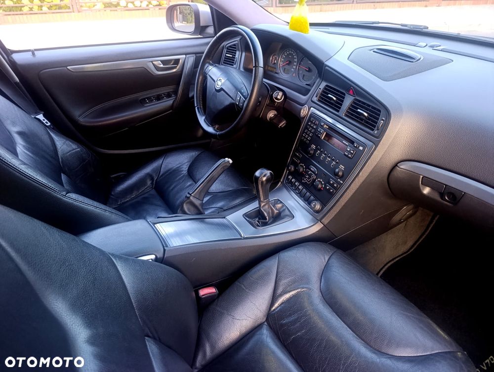 Volvo V70 2.4 D DPF Edition Comfort - 11