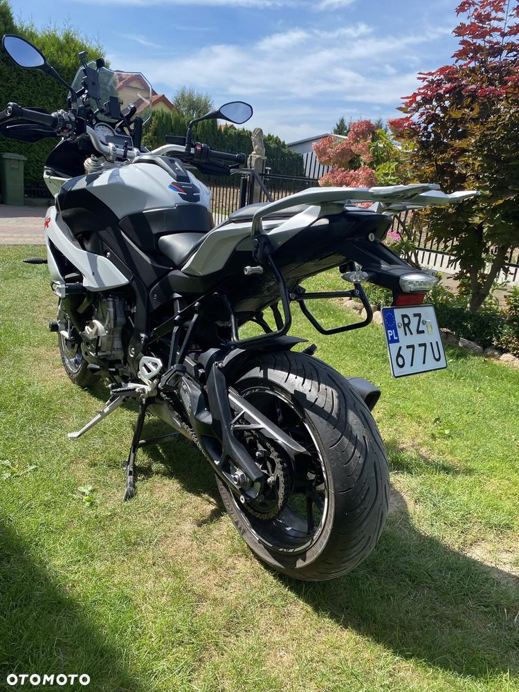 BMW XR - 5