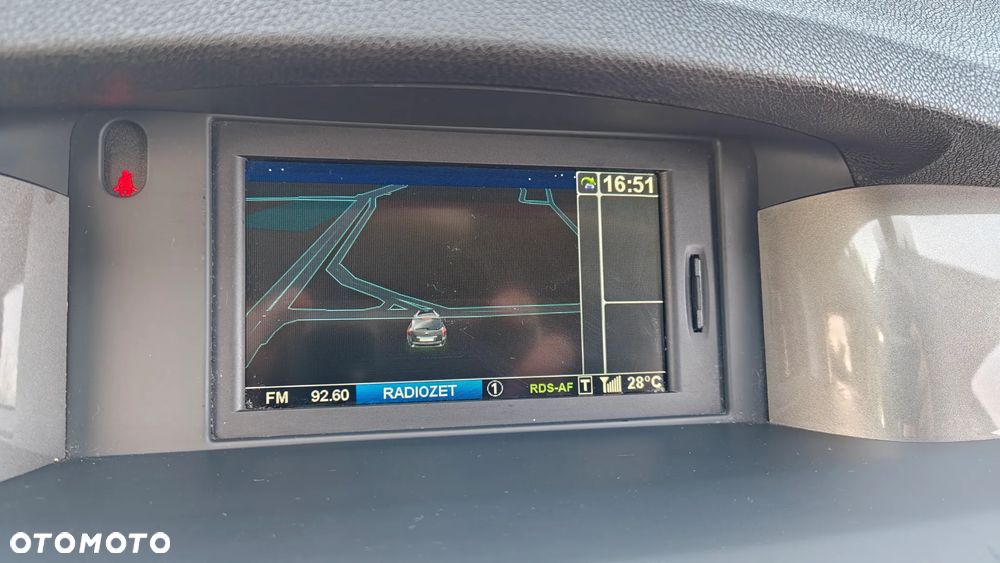 Renault Laguna ENERGY dCi 130 FAP Start-Stop Paris Business - 12