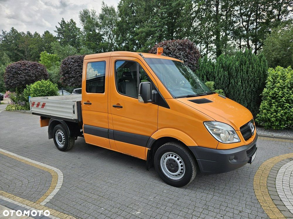 Mercedes-Benz Sprinter - 13