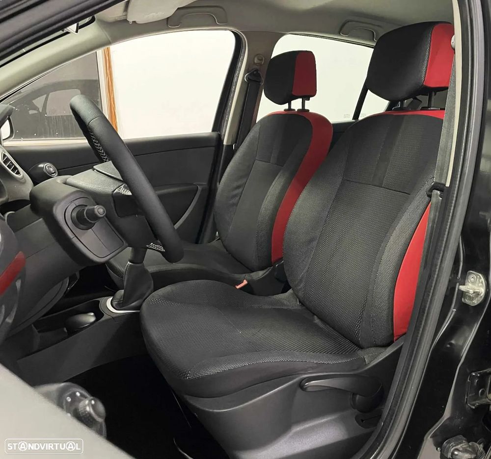 Renault Clio 1.2 16V Rip Curl - 26