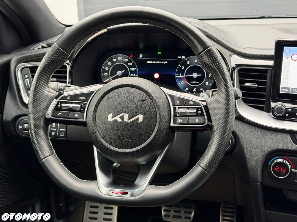 Kia ProCeed 1.5 T-GDI DCT7 OPF GT LINE - 32
