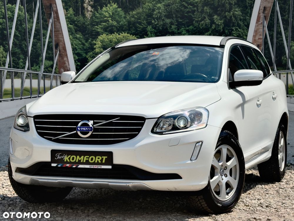 Volvo XC 60 D4 AWD Geartronic Summum - 4