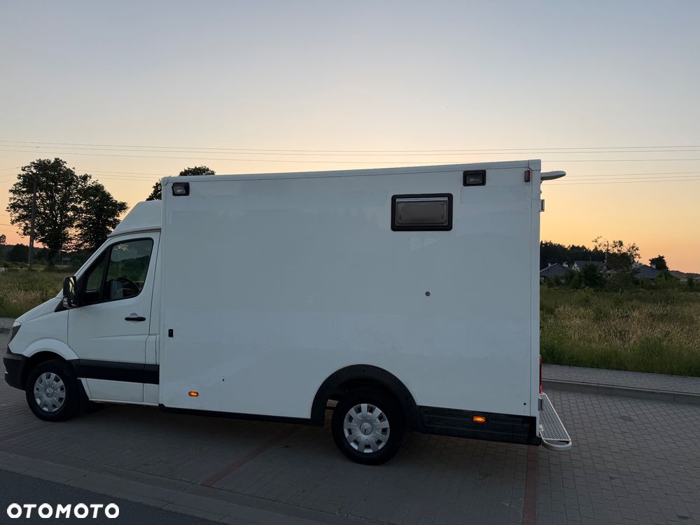 Mercedes-Benz Sprinter - 26