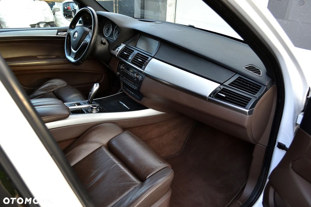 BMW X5 xDrive30d - 9
