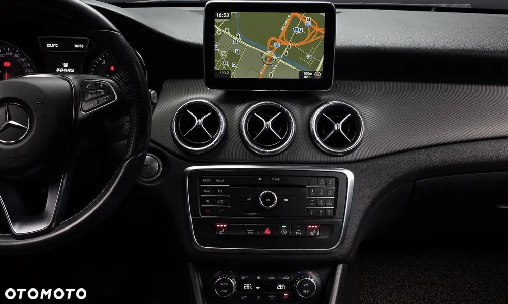 Mercedes-Benz CLA 200 (CDI) d 7G-DCT - 12