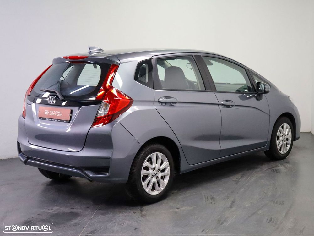 Honda Jazz 1.3 I-VTEC Elegance CVT - 3