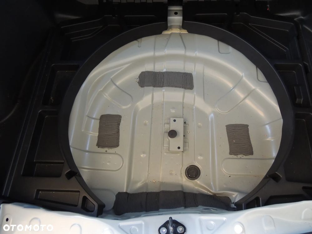 Toyota Corolla Cross 2.0 Hybrid Style - 33