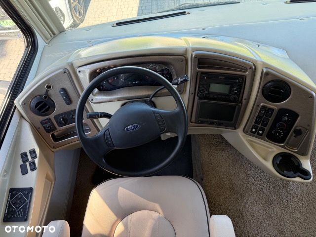 Ford Encounter by Coachmen - 18