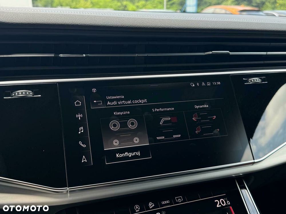 Audi Q8 - 32