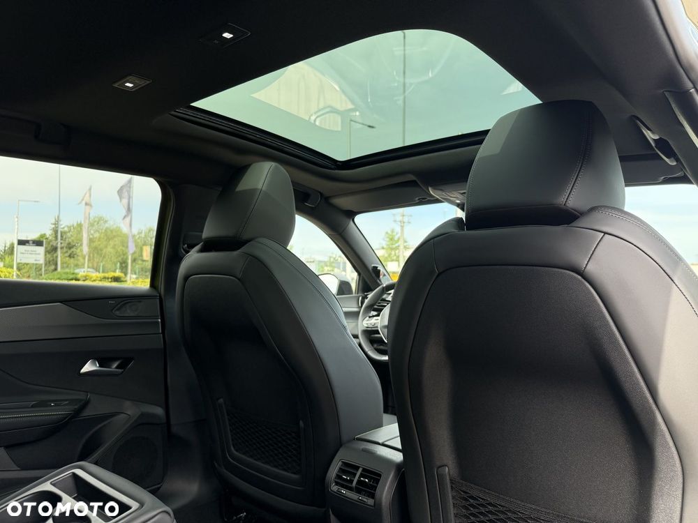 Peugeot 408 - 19