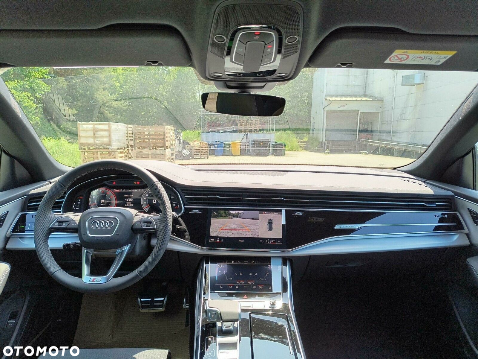 Audi Q8 - 10