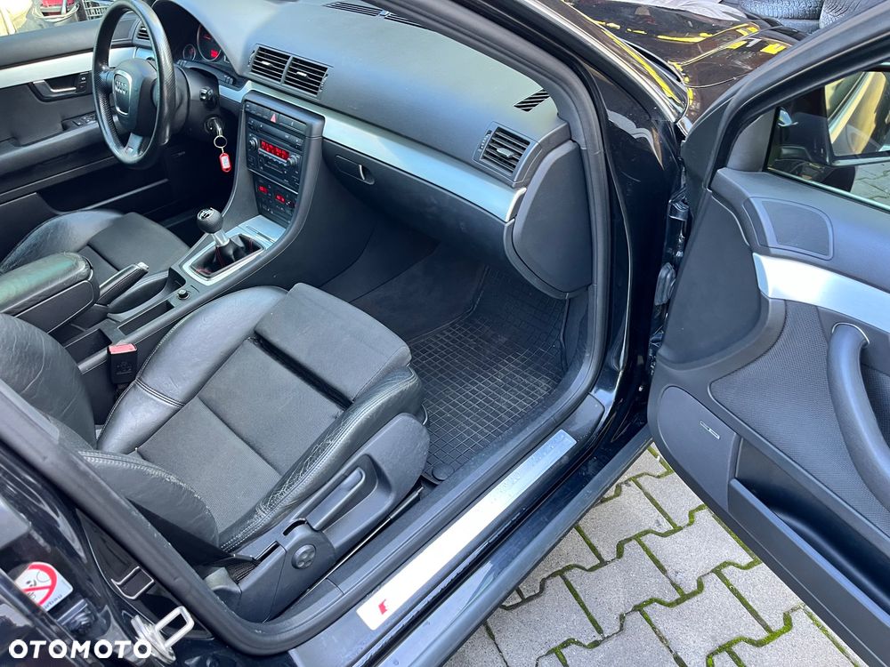 Audi A4 Avant 2.0 TDI - 11