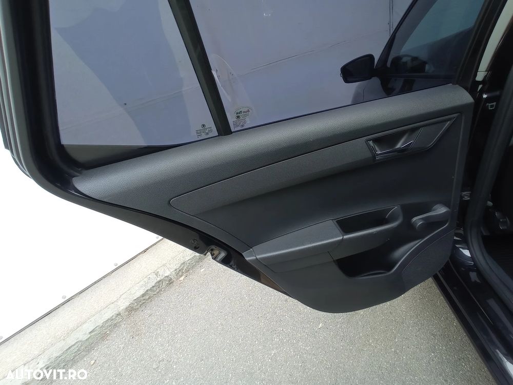 Skoda Fabia 1.0 MPI Ambition - 34