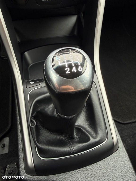 Hyundai i30 1.6 GDI Premium - 26