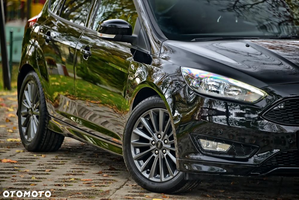 Ford Focus 1.0 EcoBoost ST-Line - 11