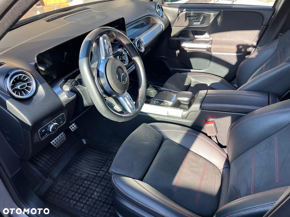 Mercedes-Benz GLB 200 d 8G-DCT AMG Line - 6