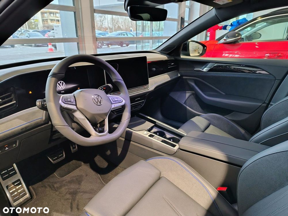 Volkswagen Passat - 15