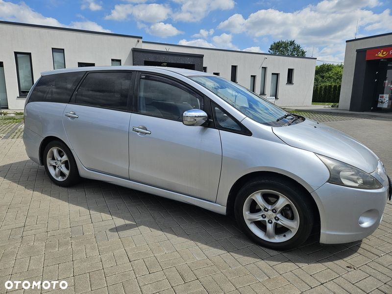 Mitsubishi Grandis 2.4 Intense - 11