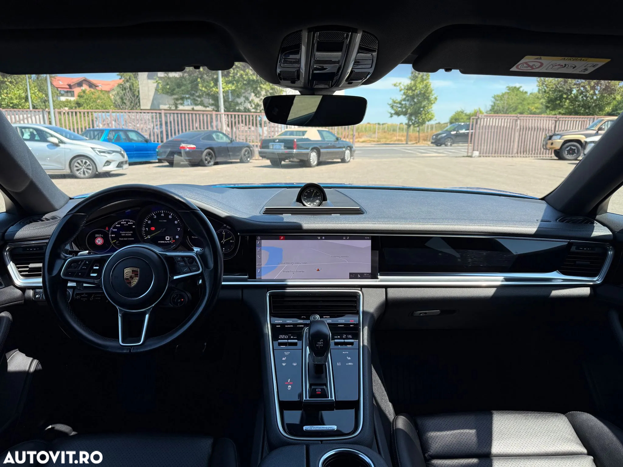 Porsche Panamera - 16