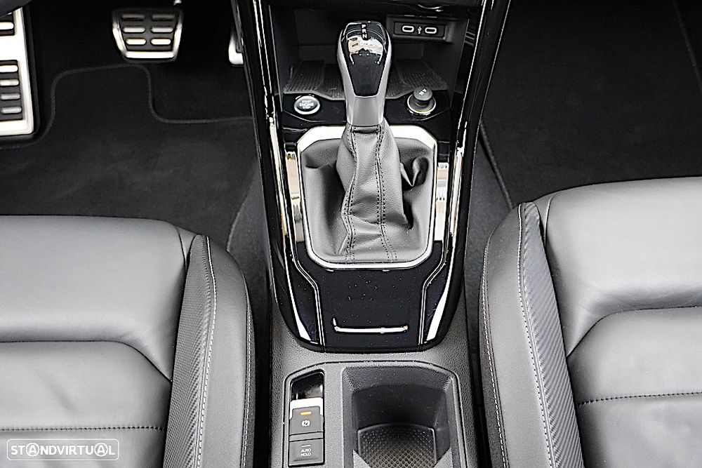 VW T-Roc 1.5 TSI R-Line DSG - 30