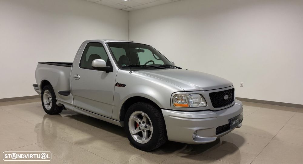 Ford F-150 - 4