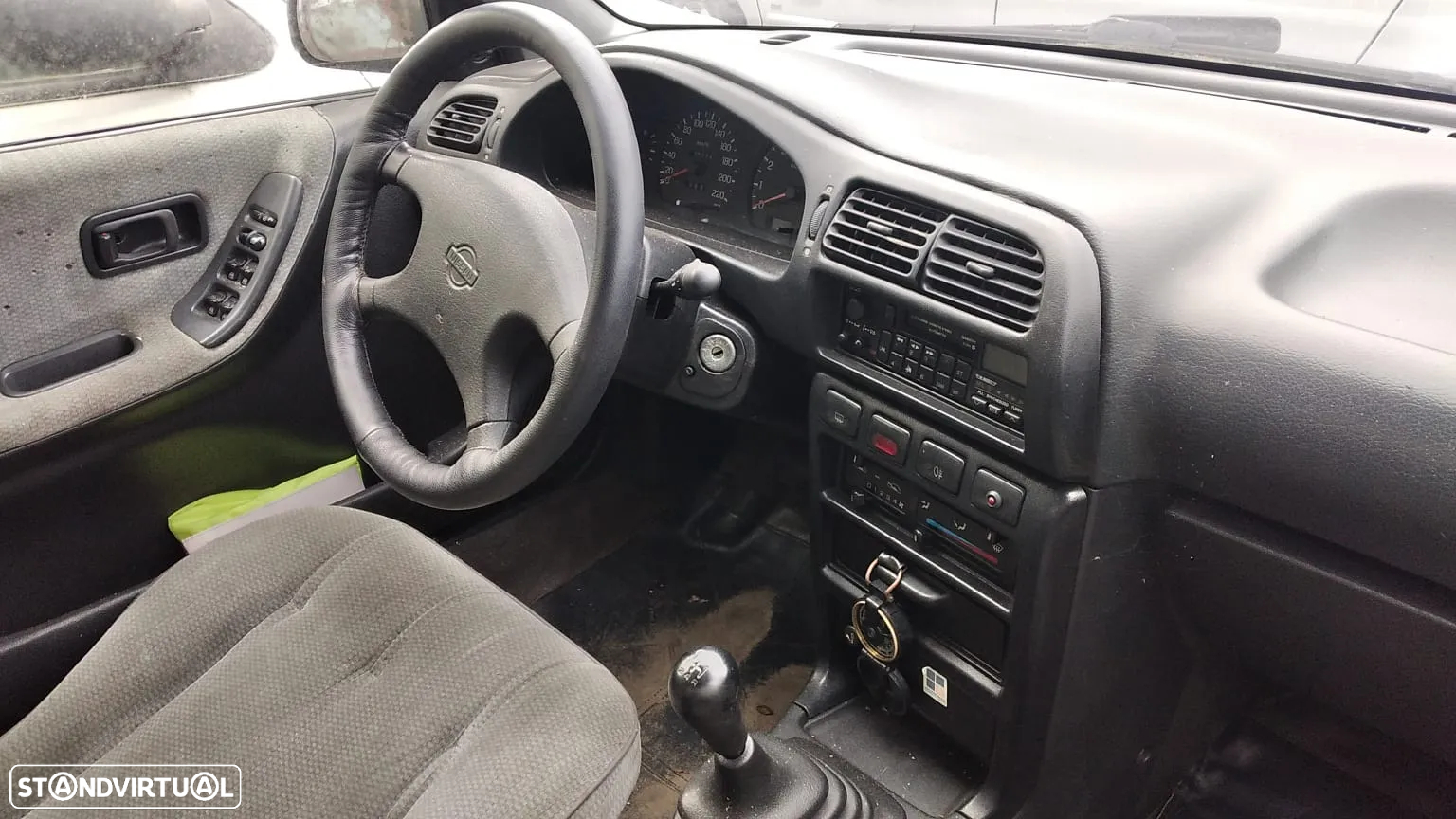 Nissan Sunny Hatchback 1.4 SLX - 3