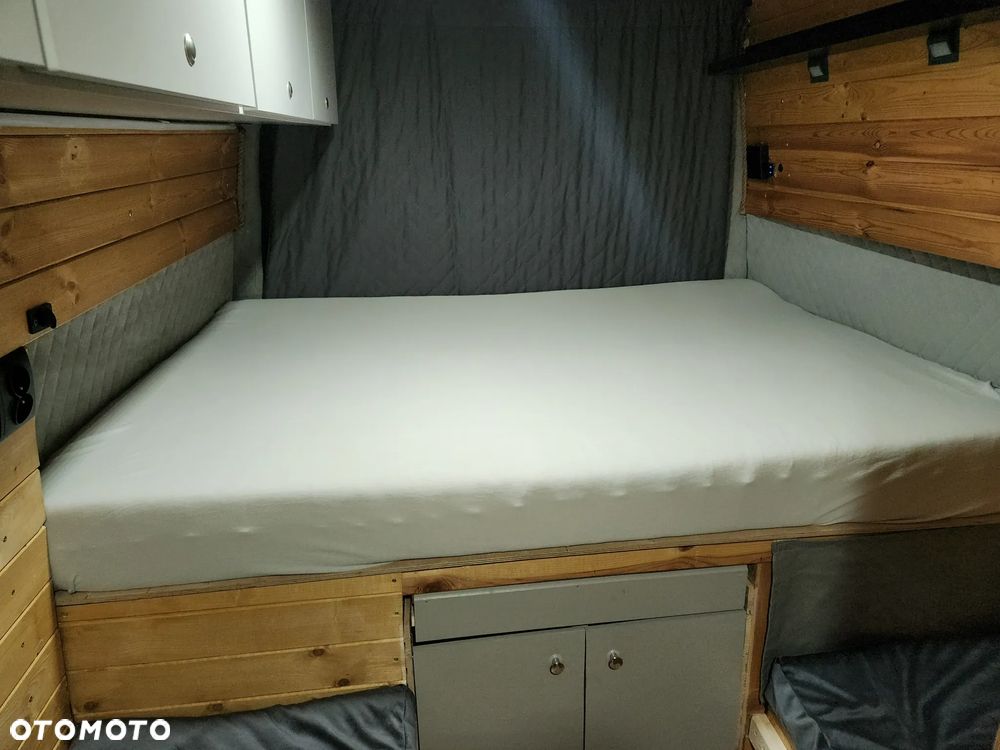 Ford Transit kamper - 18