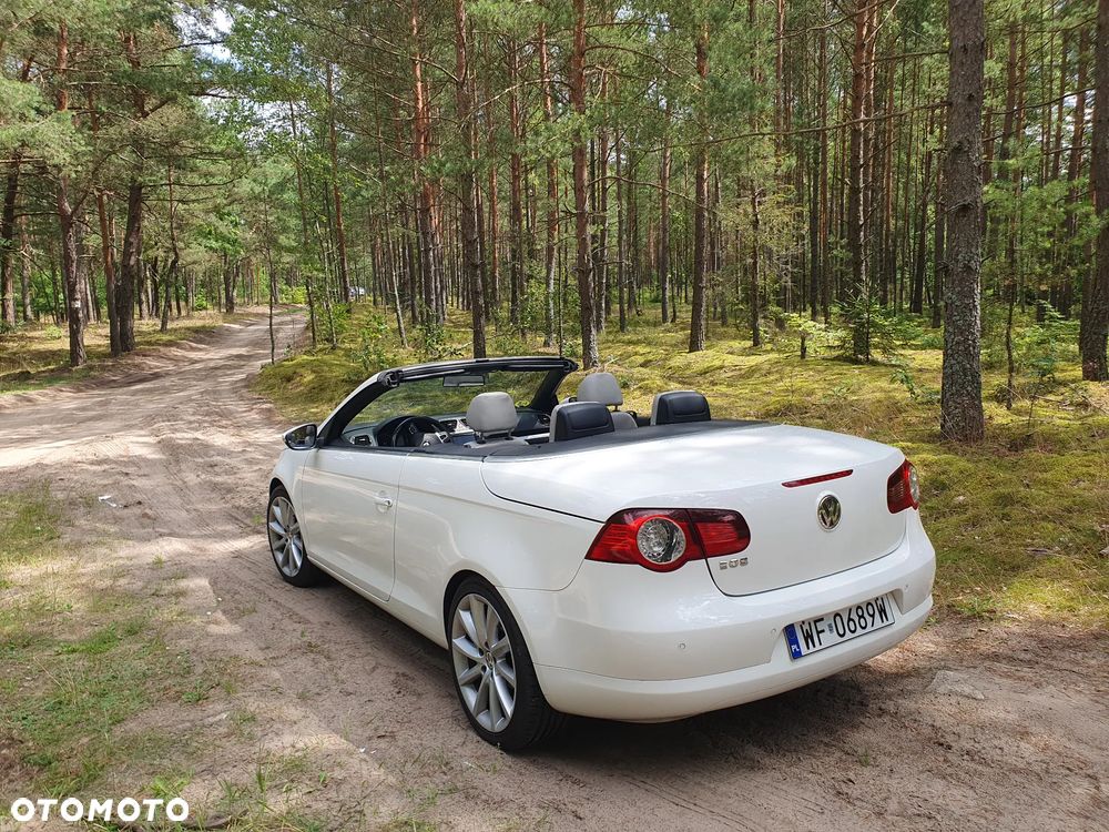 Volkswagen Eos 2.0 TDI DPF DSG - 25
