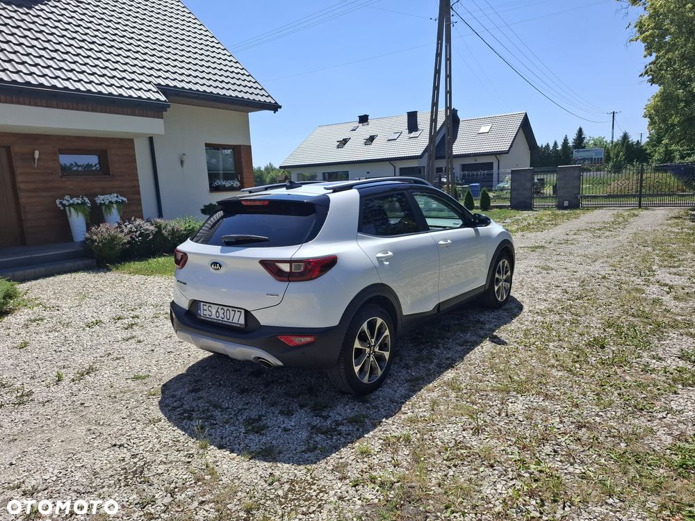 Kia Stonic 1.6 CRDi SCR L - 4
