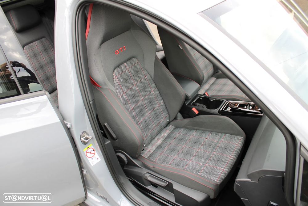 VW Golf 2.0 TSI GTI DSG Performance - 46