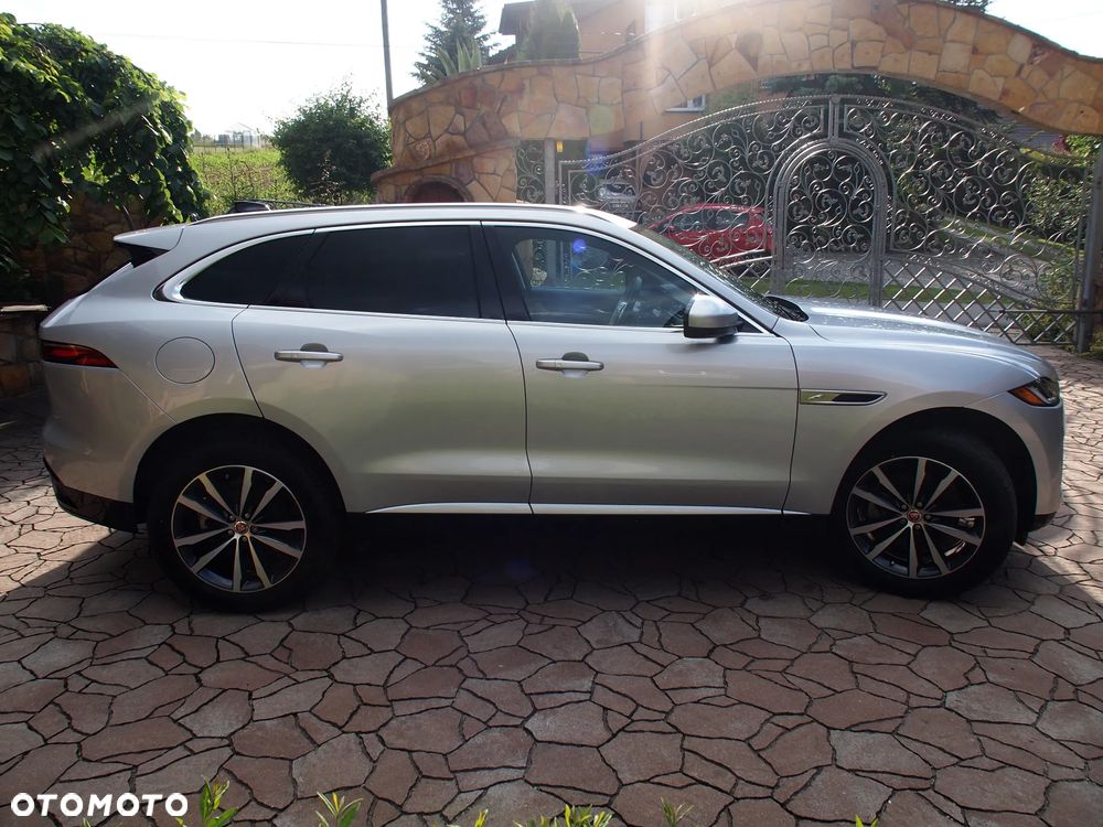 Jaguar F-Pace P250 AWD - 2