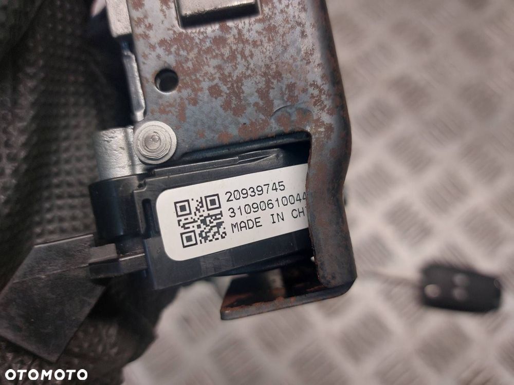 ZESTAW STARTOWY OPEL INSIGNIA A LIFT 1.6 T A16LET 55589003  22956341 - 23
