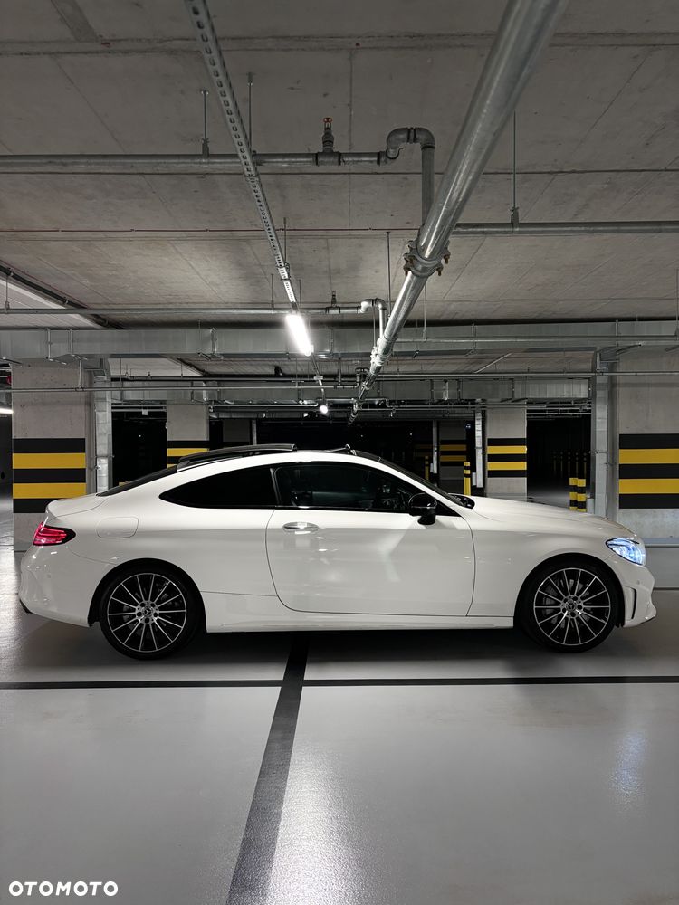 Mercedes-Benz Klasa C 300 4MATIC 9G-TRONIC - 5