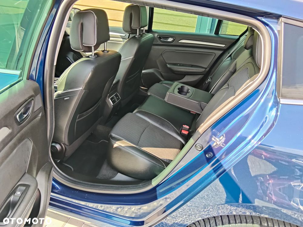 Renault Megane BLUE dCi 150 EDC BOSE EDITION - 26