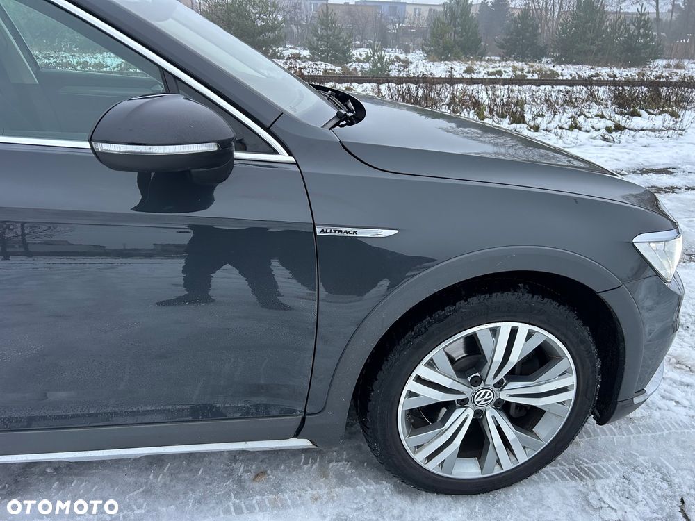 Volkswagen Passat 2.0 TDI SCR 4Motion DSG Alltrack - 10
