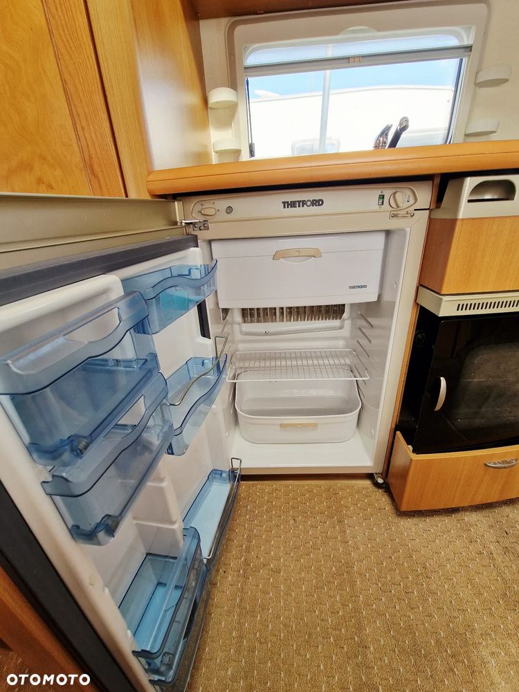 Hobby Prestige 650 UMFE 2008 MarkizA 5-6 osob - 17