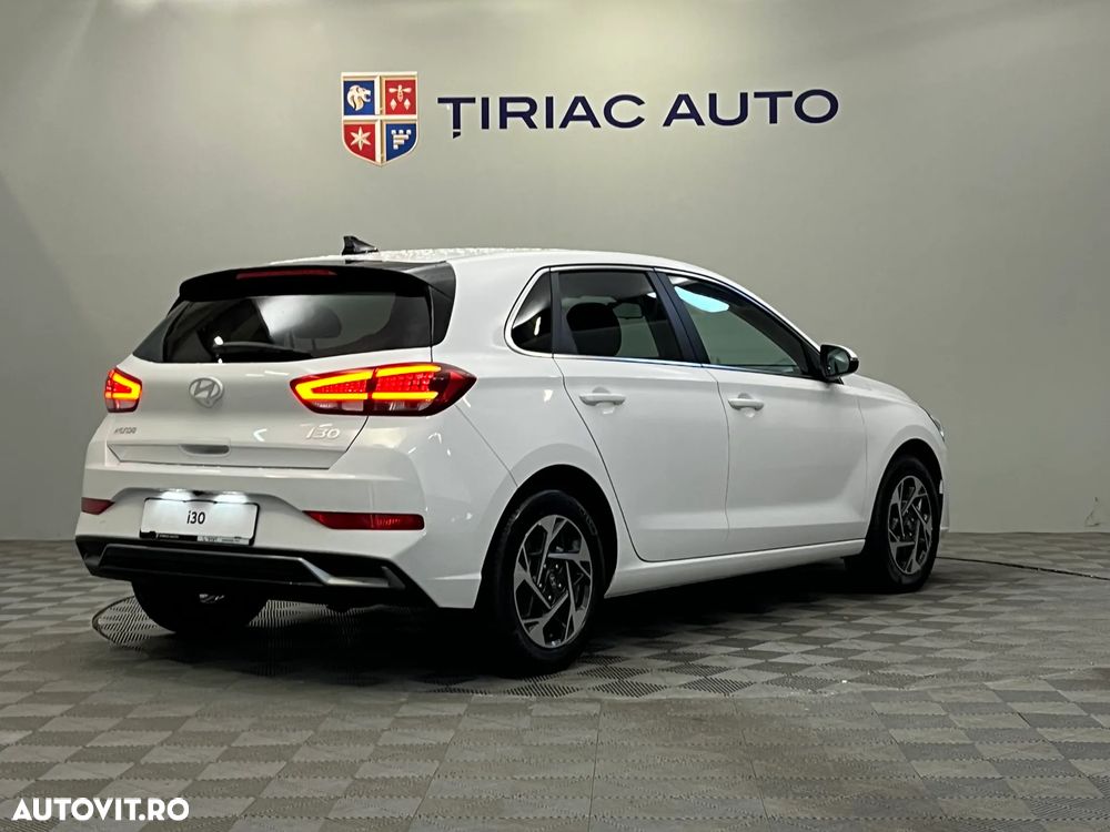 Hyundai i30 1.5 96CP M/T Highway - 6