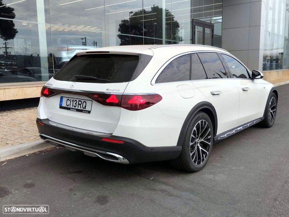 Mercedes-Benz E 300 de 4Matic All-Terrain - 13