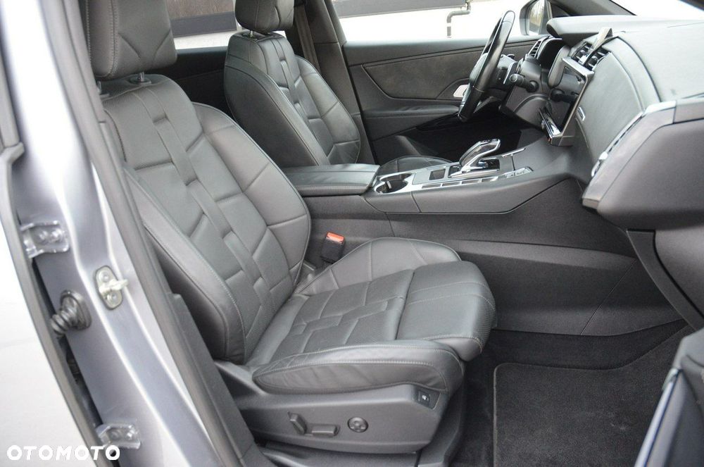 DS Automobiles DS 7 Crossback 2.0 BlueHDi So Chic - 33