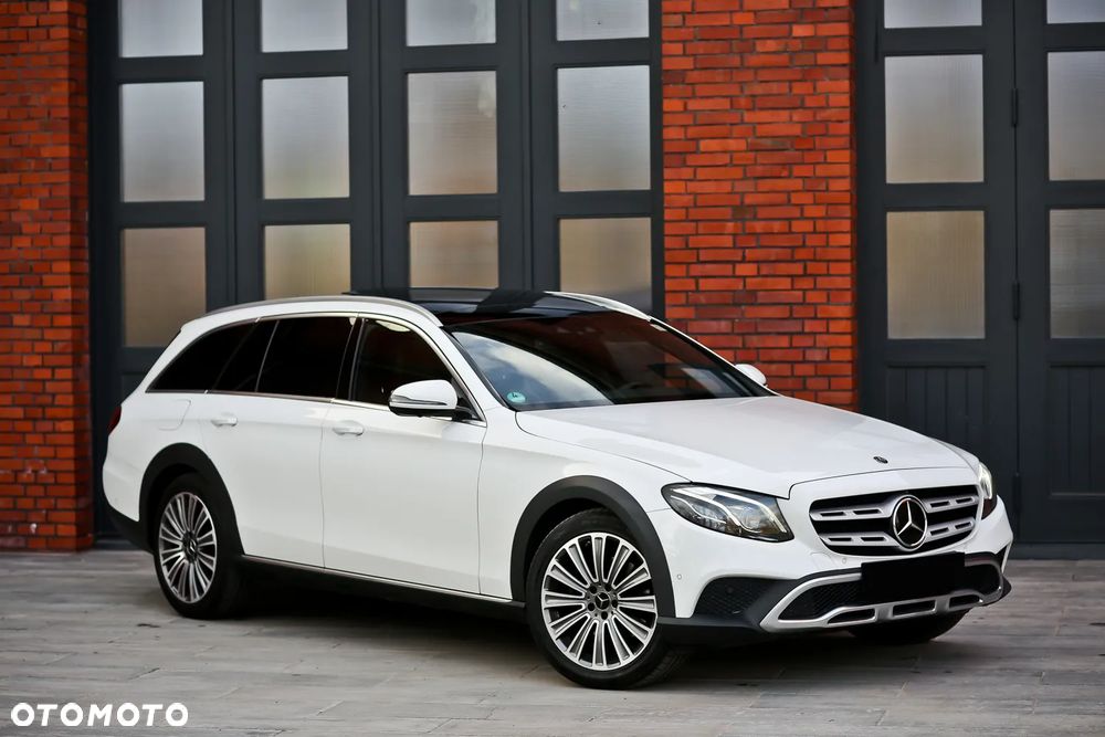 Mercedes-Benz Klasa E 220 d 4Matic All-Terrain 9G-TRONIC Avantgarde - 3