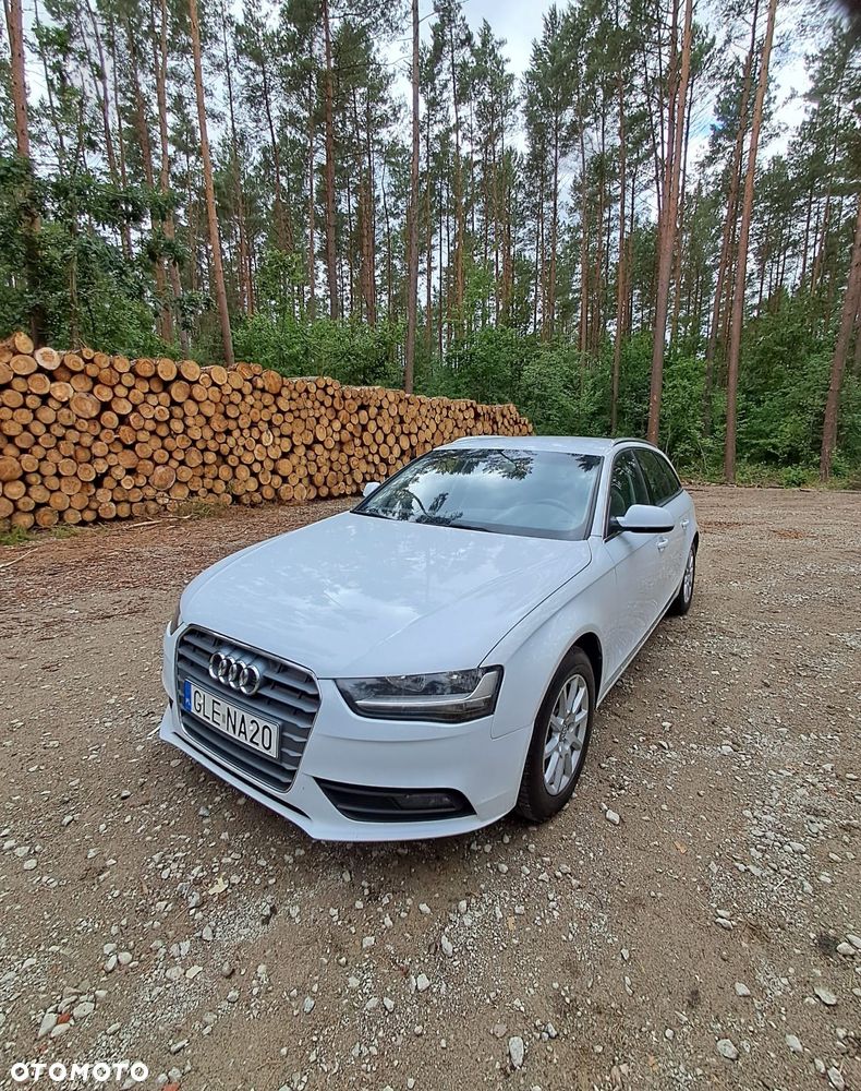 Audi A4 Avant - 1