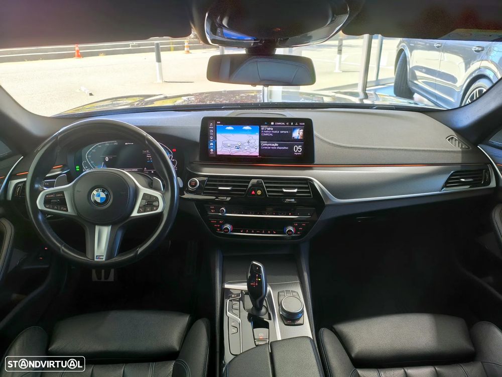 BMW 530 e Pack M — fotografia 11