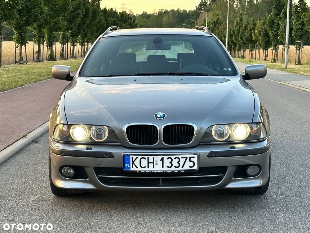 BMW Seria 5 520i Touring Edition Sport - 3
