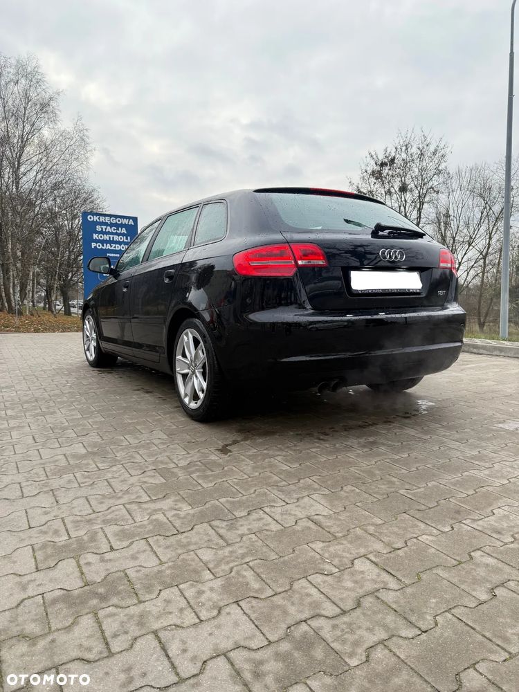 Audi A3 Sportback 1.8 TFSI Ambiente - 3