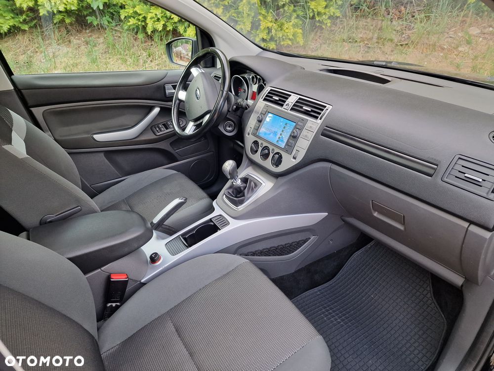 Ford Kuga 2.0 TDCi 4x4 Titanium - 16
