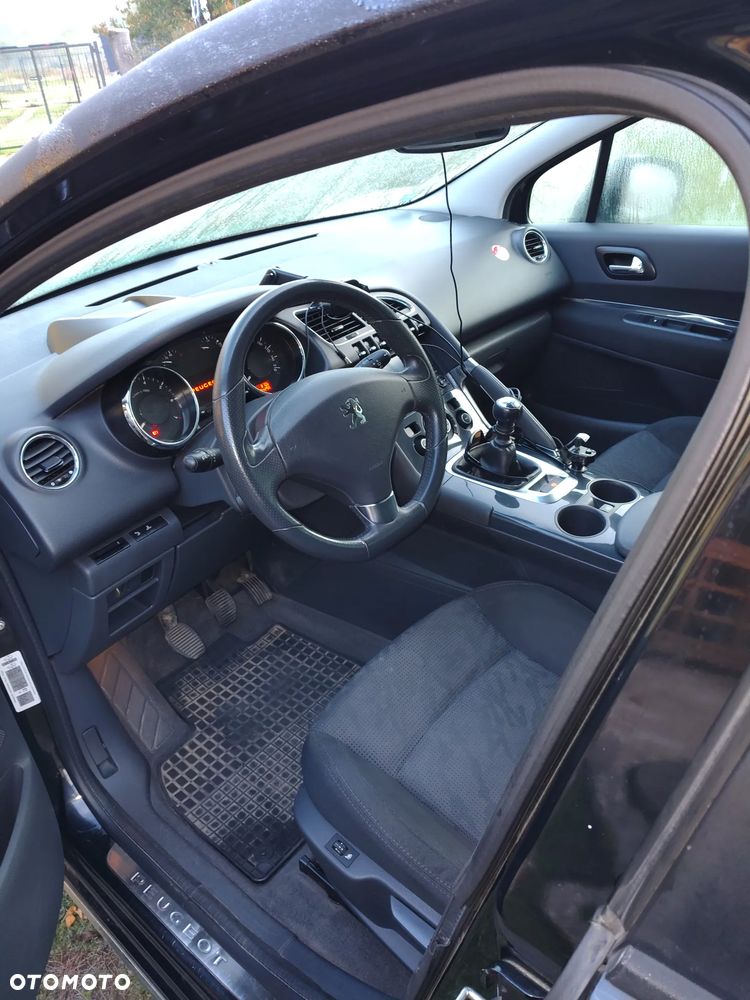 Peugeot 3008 2011