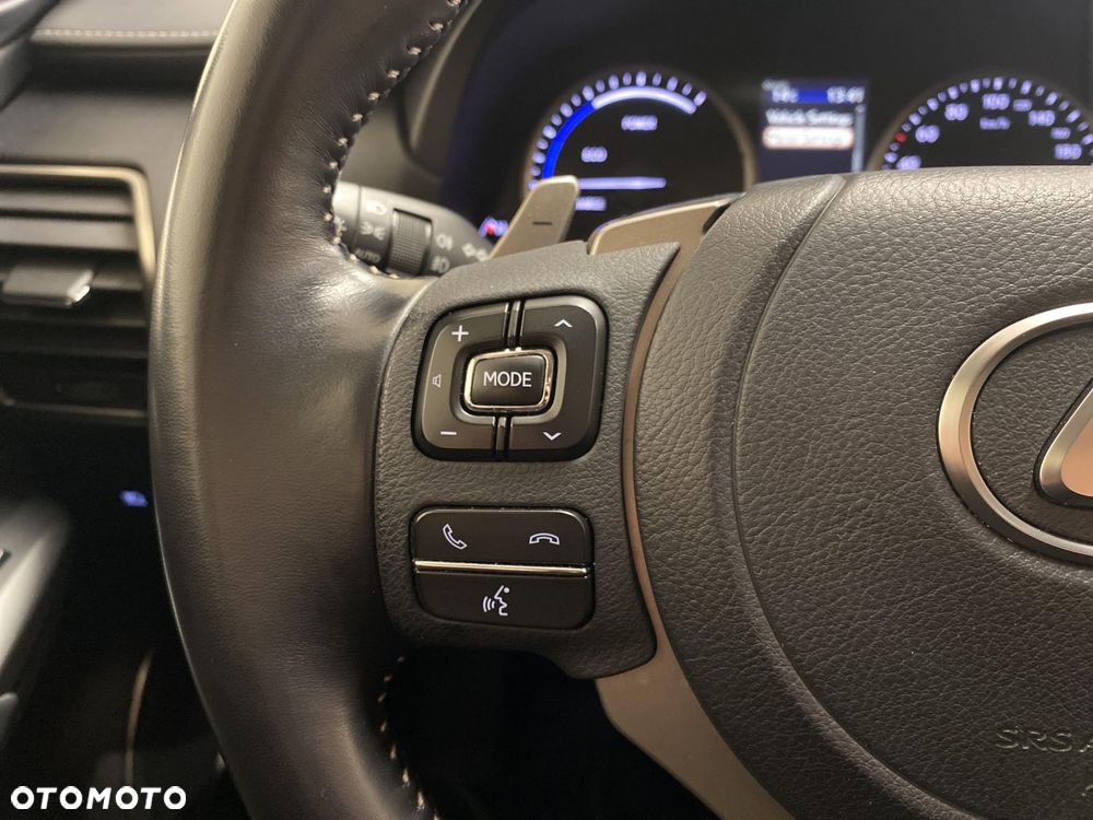 Lexus NX 300h F Impression AWD - 13