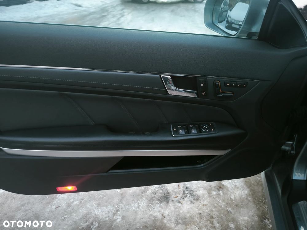 Mercedes-Benz Klasa E - 31