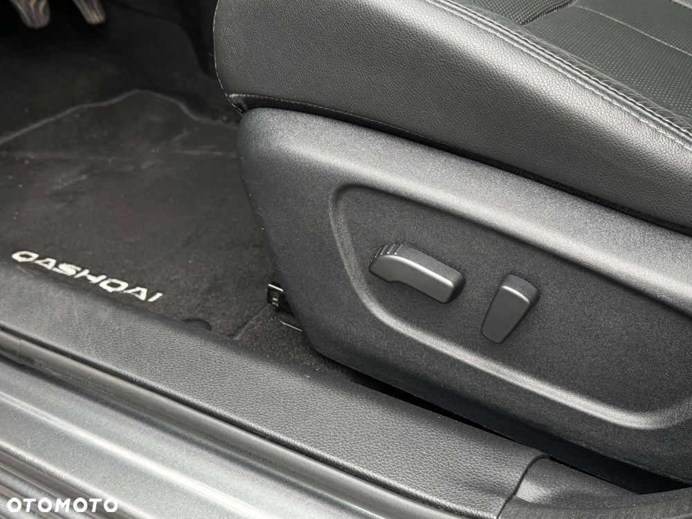 Nissan Qashqai 1.2 DIG-T Tekna EU6 - 14